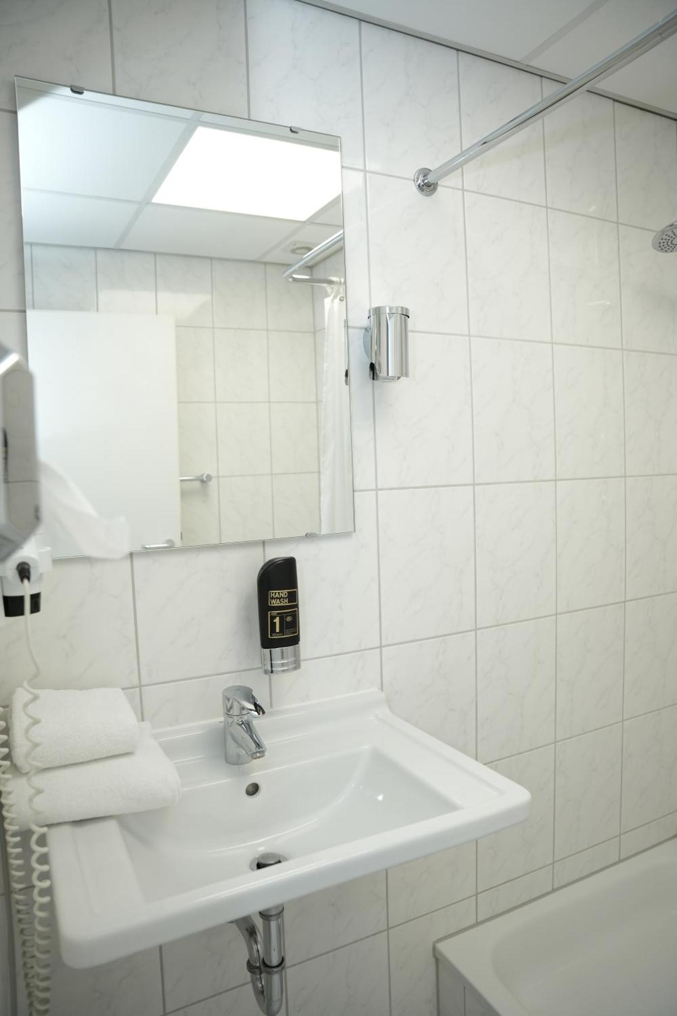 Weber Hotel مانهايم المظهر الخارجي الصورة