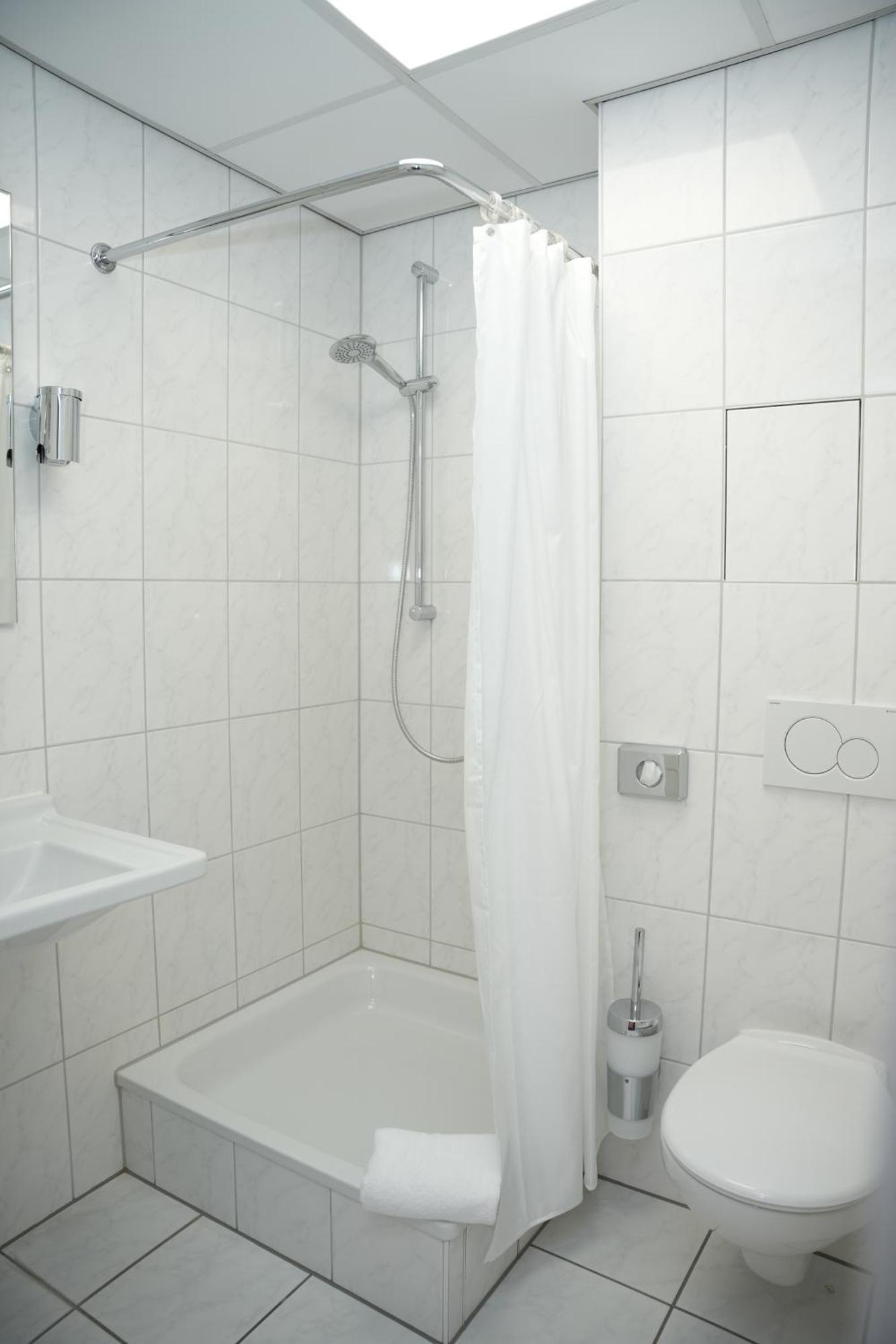 Weber Hotel مانهايم المظهر الخارجي الصورة