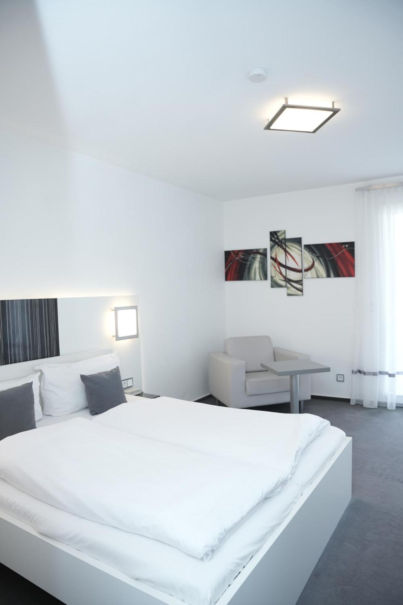 Weber Hotel مانهايم المظهر الخارجي الصورة